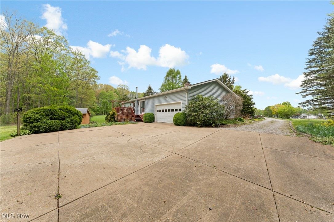 235 Heritage Drive, Beloit, Ohio image 5