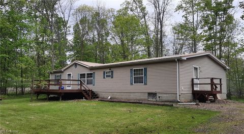 Photo of 1720 Pilgrim Lane, Linesville, PA 16424 (MLS # 5210456)