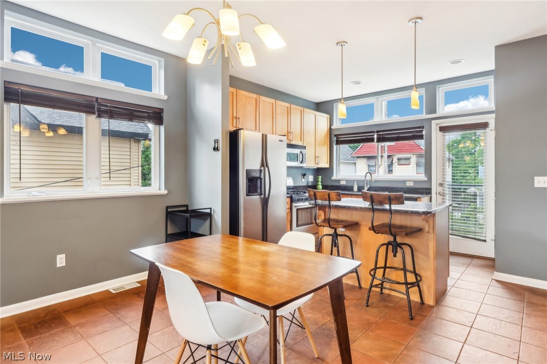 Franklin Ave Twnhms - Residential