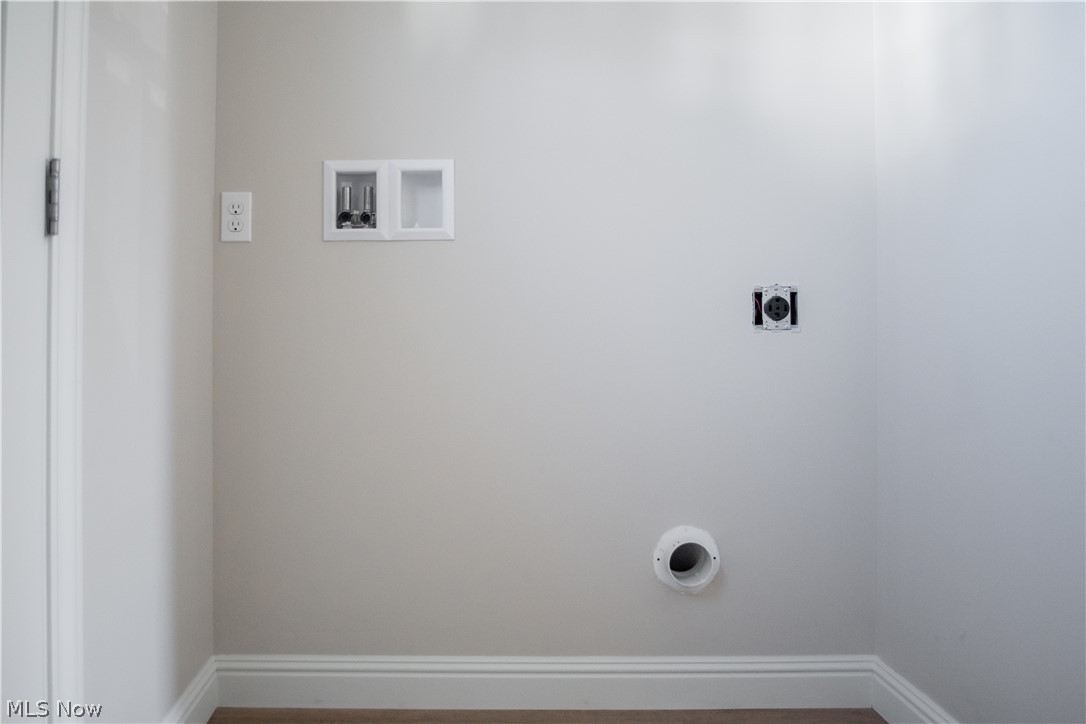 Peters Add To The Town/Byesvi - Residential