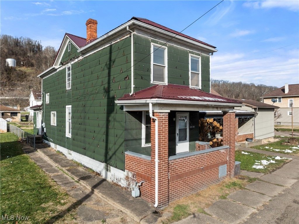 Photo of 515 Walden Avenue, Tiltonsville, OH 43963 (MLS # 5177298)