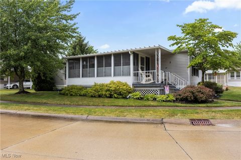 2 Shuberts Alley, Olmsted Falls, OH 44138 - #: 5135843
