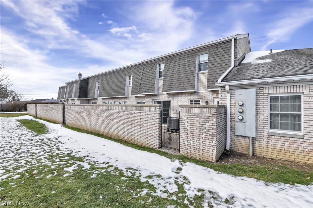 Addington Place Condos - Residential