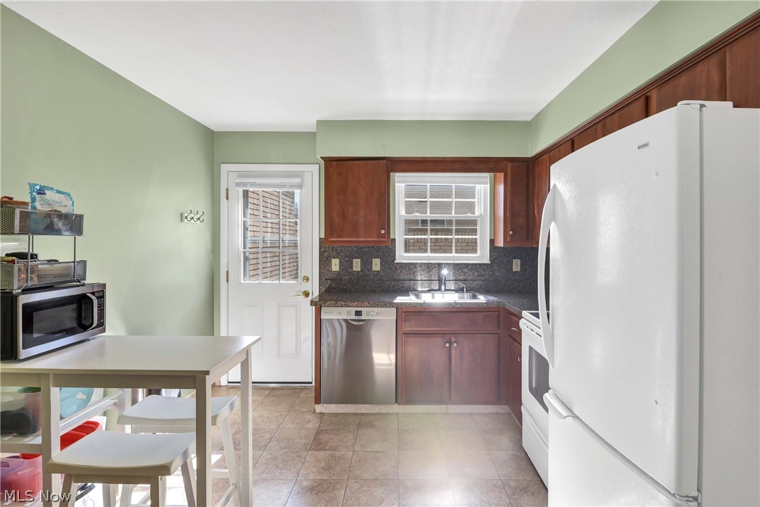 Addington Place Condos - Residential