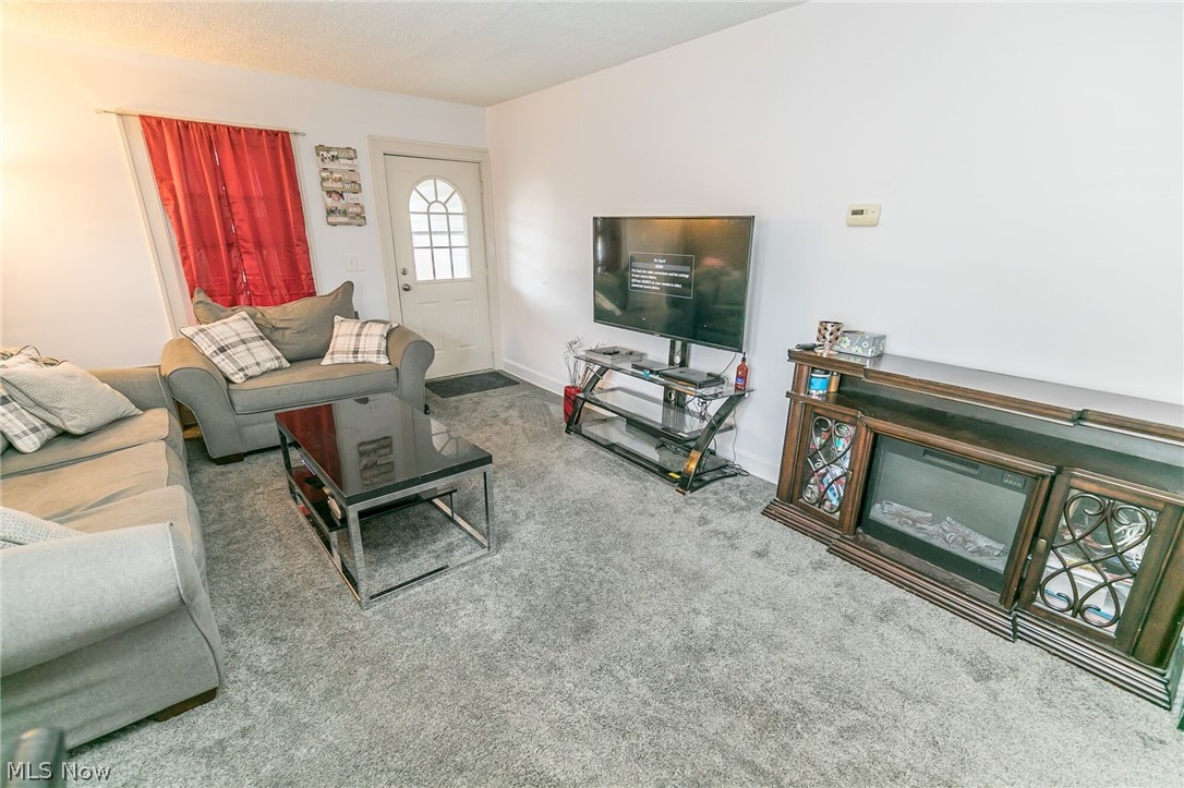 Elworthy-Helwick Cos Yorkshir - Residential