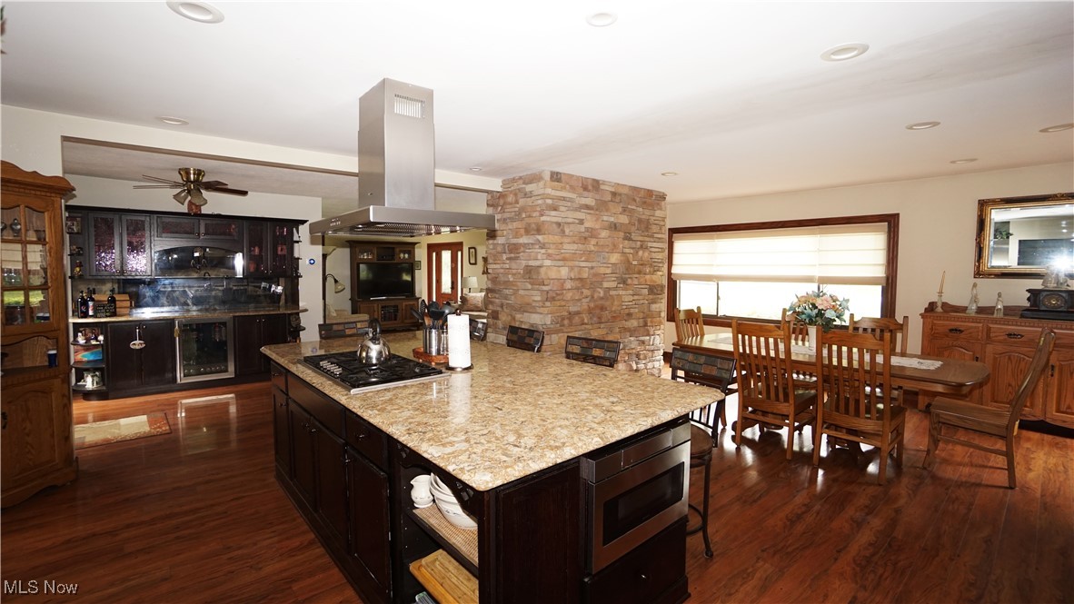 O H Green & Stone Greenwood Es - Residential