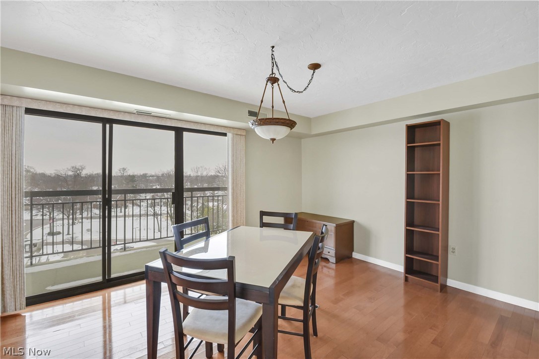 Meridian Condo - Residential