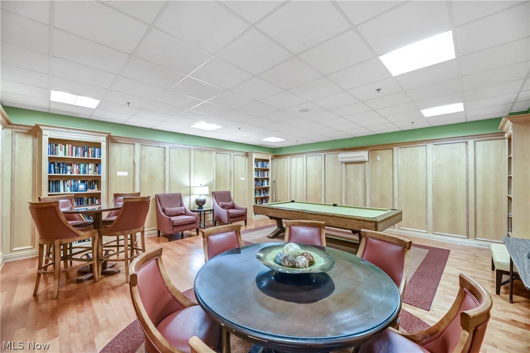 Meridian Condo - Residential