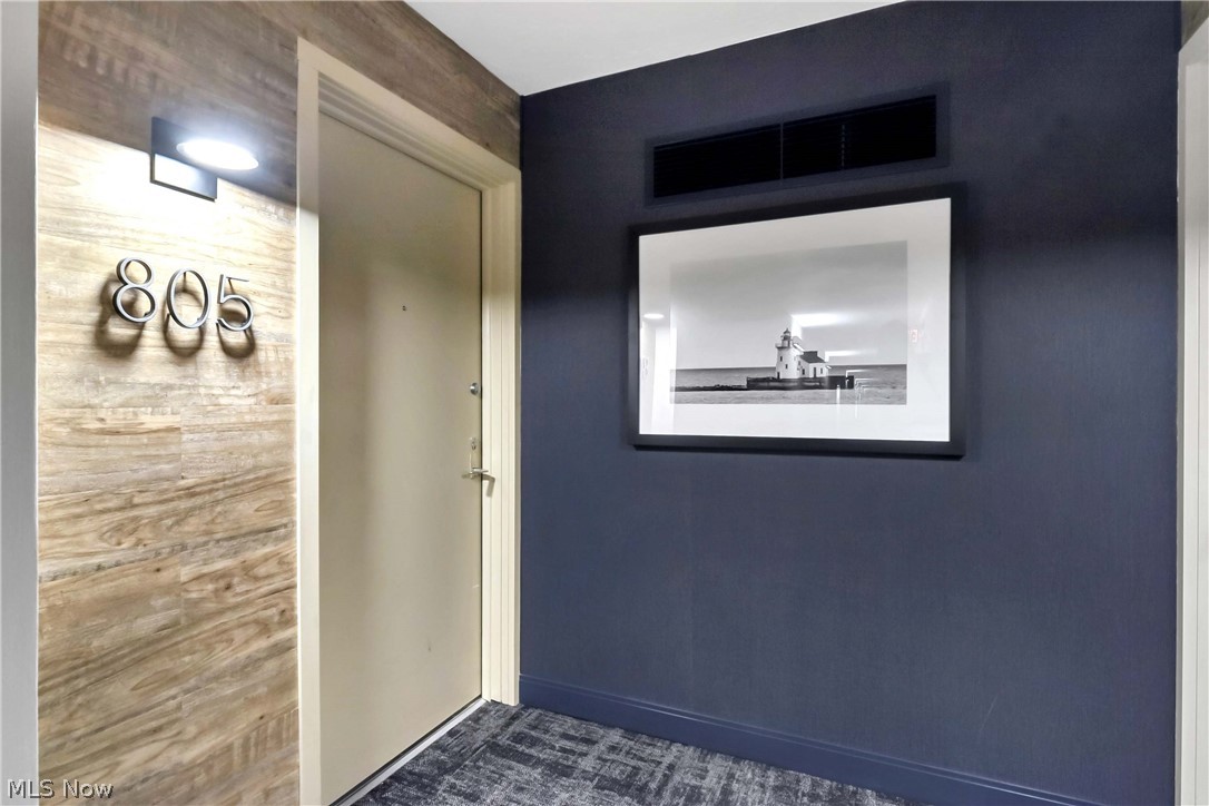 Meridian Condo - Residential