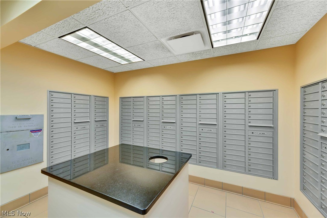 Meridian Condo - Residential