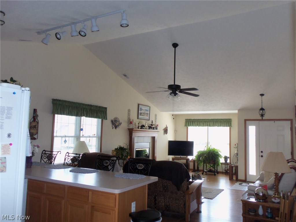 High Pointe - Residential