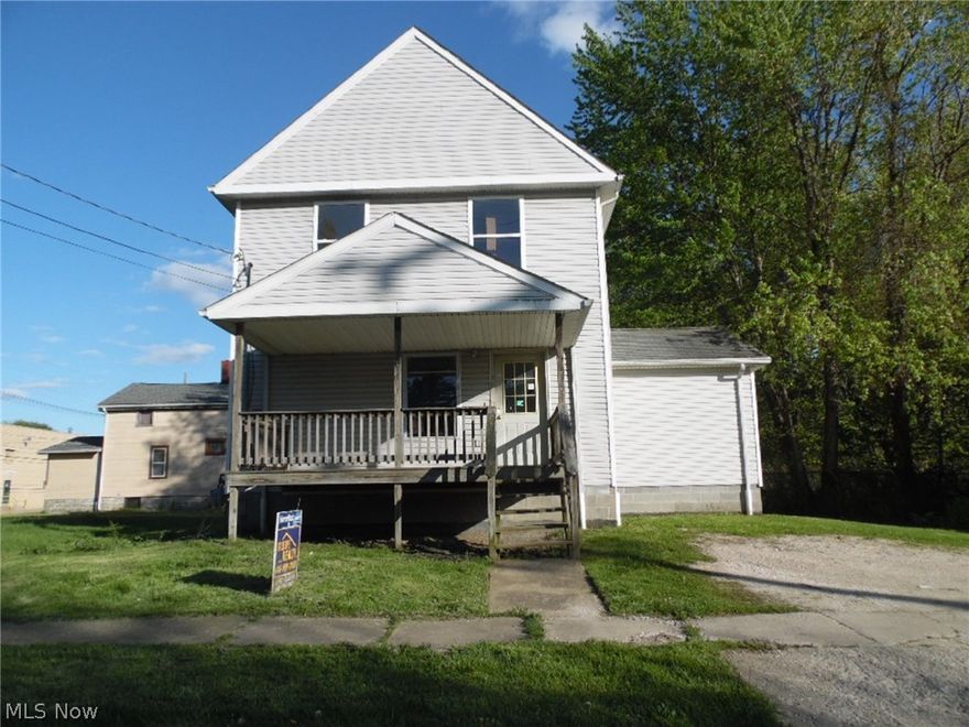 Spring into the new year with this 2 story vinyl sided home featuring 3 bedrooms, 1.5 modern baths, a spacious kitchen with wood cupboards and ample counter space. The living room is spacious and the 3 bedrooms are cozy! full unfinished basement close to shopping and dining. This is a Fannie Mae Homepath Property