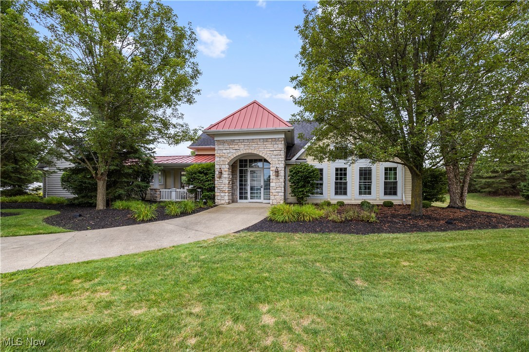 27374 Wheaton Place, Olmsted Falls, Ohio image 47