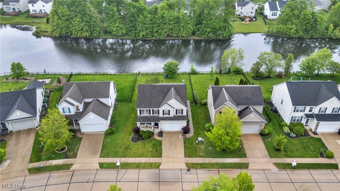 27374 Wheaton Place, Olmsted Falls, Ohio image 45