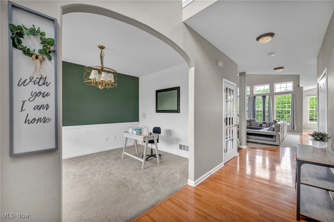 27374 Wheaton Place, Olmsted Falls, Ohio image 3