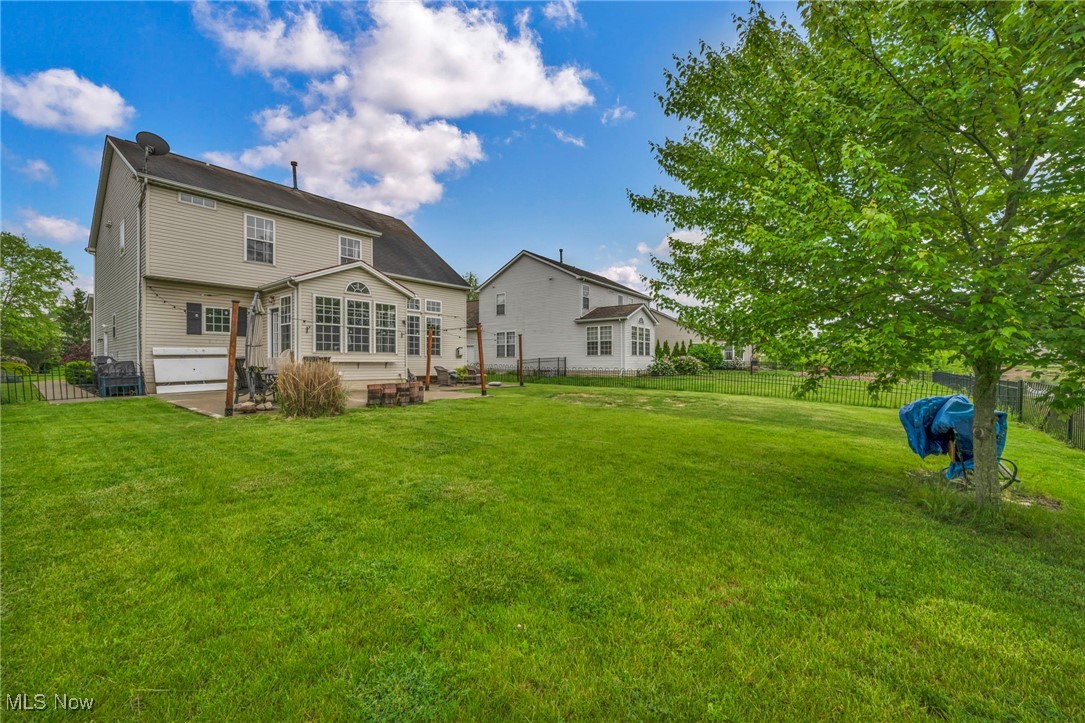 27374 Wheaton Place, Olmsted Falls, Ohio image 40
