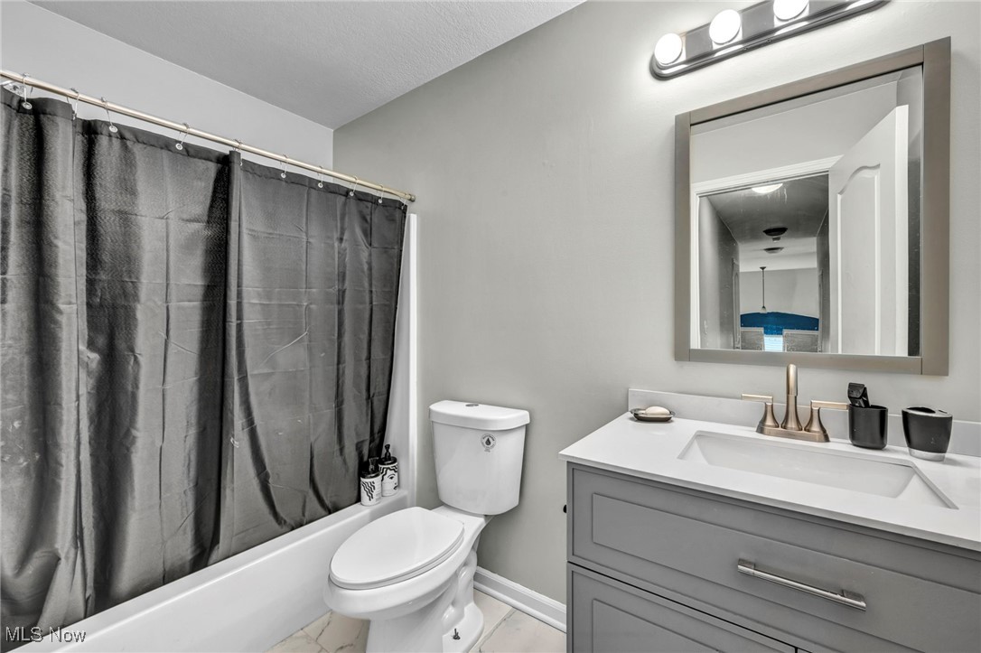 27374 Wheaton Place, Olmsted Falls, Ohio image 36