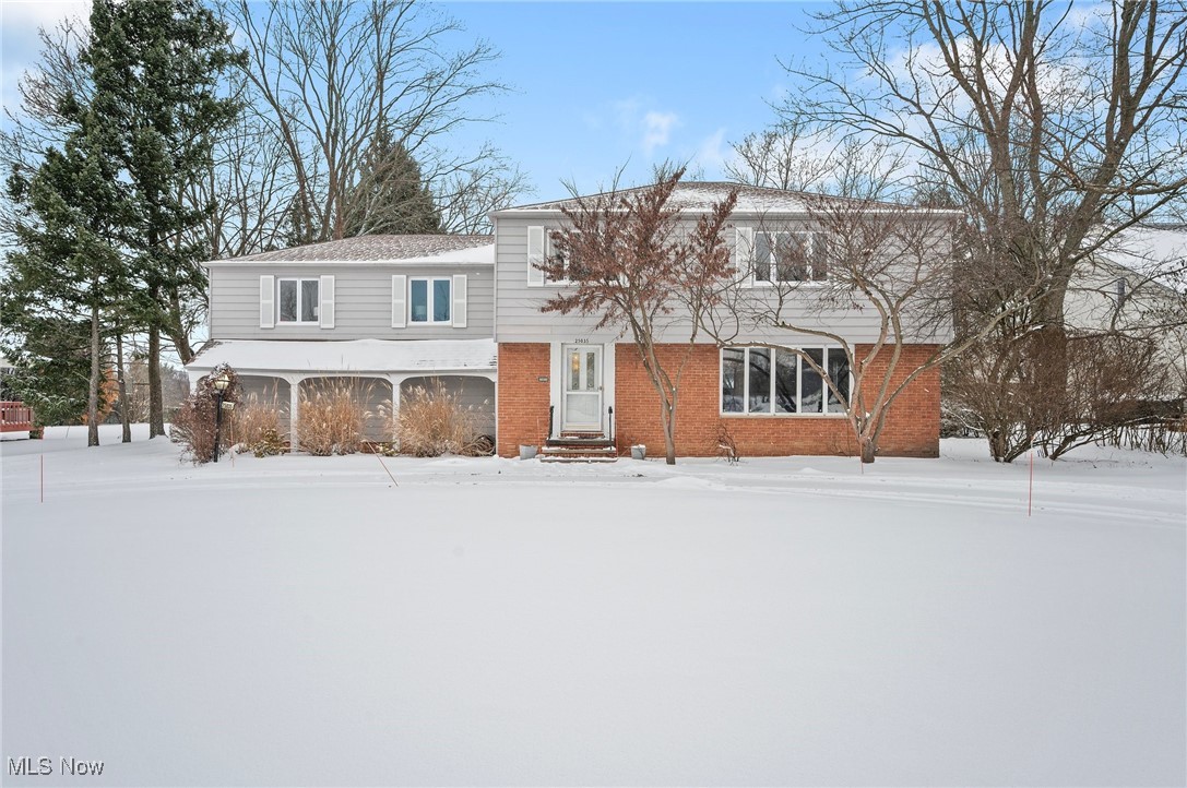 25035 Penshurst Drive, Beachwood, Ohio image 1