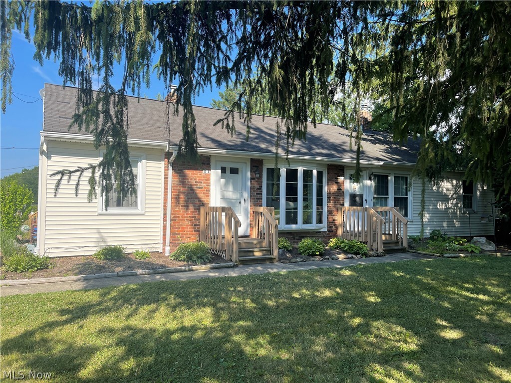 Photo 1 of 24 — 438 North Street 15A, Chardon, OH 44024