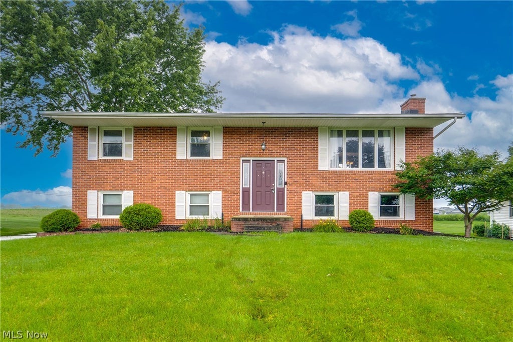 Photo of 7363 Paxton Street NE, Canton, OH 44721 (MLS # 5223050)
