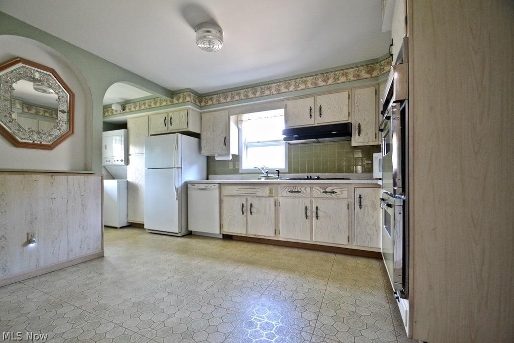 Elworthy-Helwick Companys Street - Residential