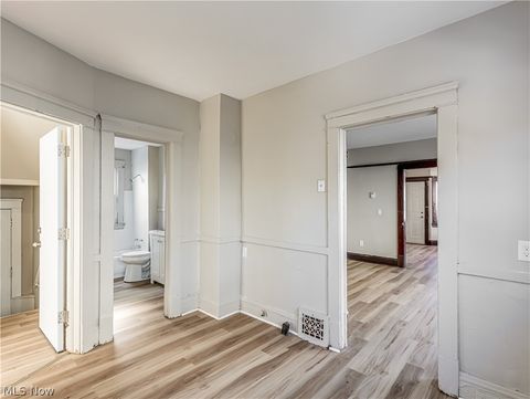 Tiny photo for 2923 E 120th Street, Cleveland, OH 44120 (MLS # 5187526)