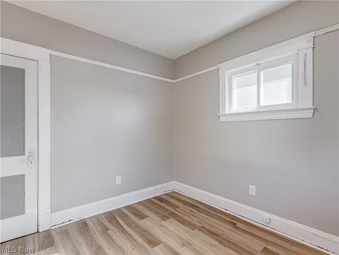 Tiny photo for 2923 E 120th Street, Cleveland, OH 44120 (MLS # 5187526)