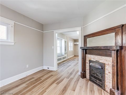 Tiny photo for 2923 E 120th Street, Cleveland, OH 44120 (MLS # 5187526)