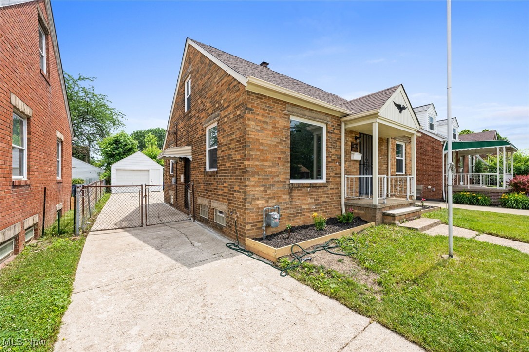 4651 W 150th Street