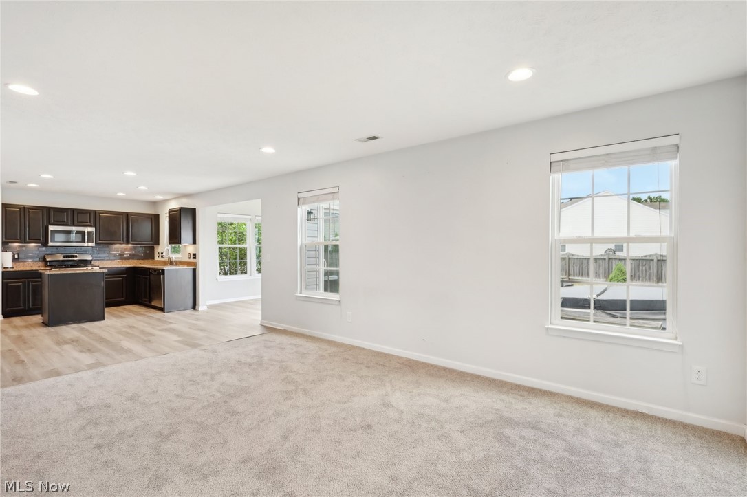 Stonegate/Waterbury 01 - Residential