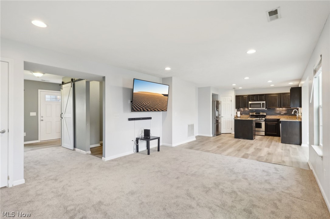 Stonegate/Waterbury 01 - Residential