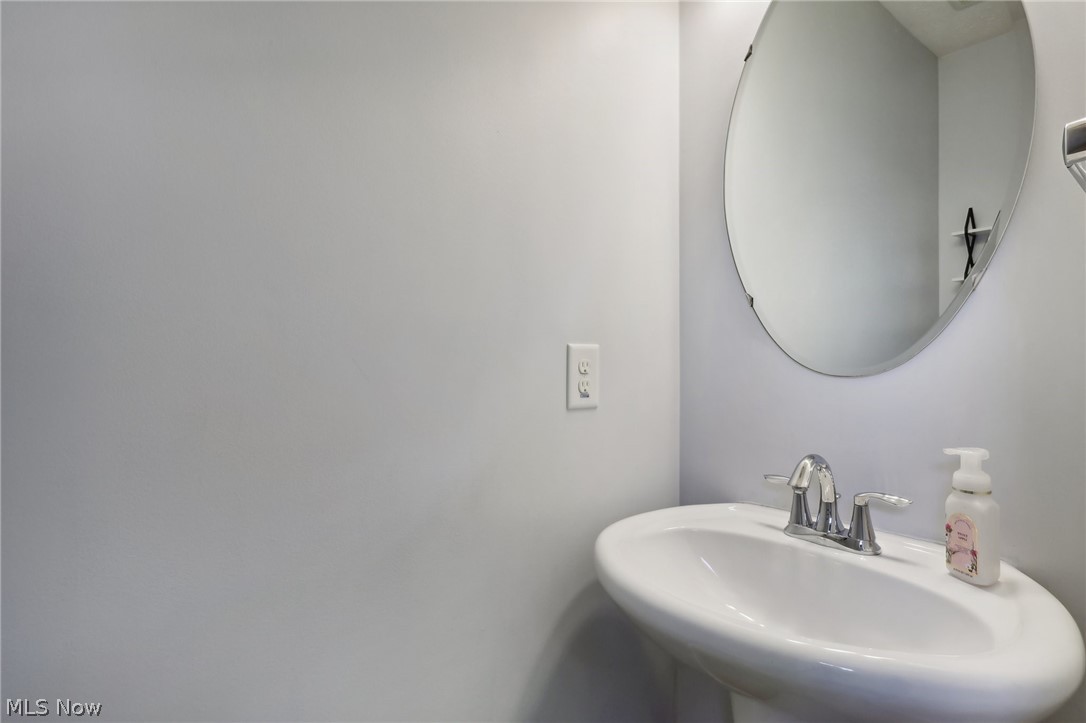 Stonegate/Waterbury 01 - Residential