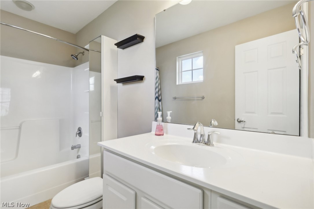 Stonegate/Waterbury 01 - Residential