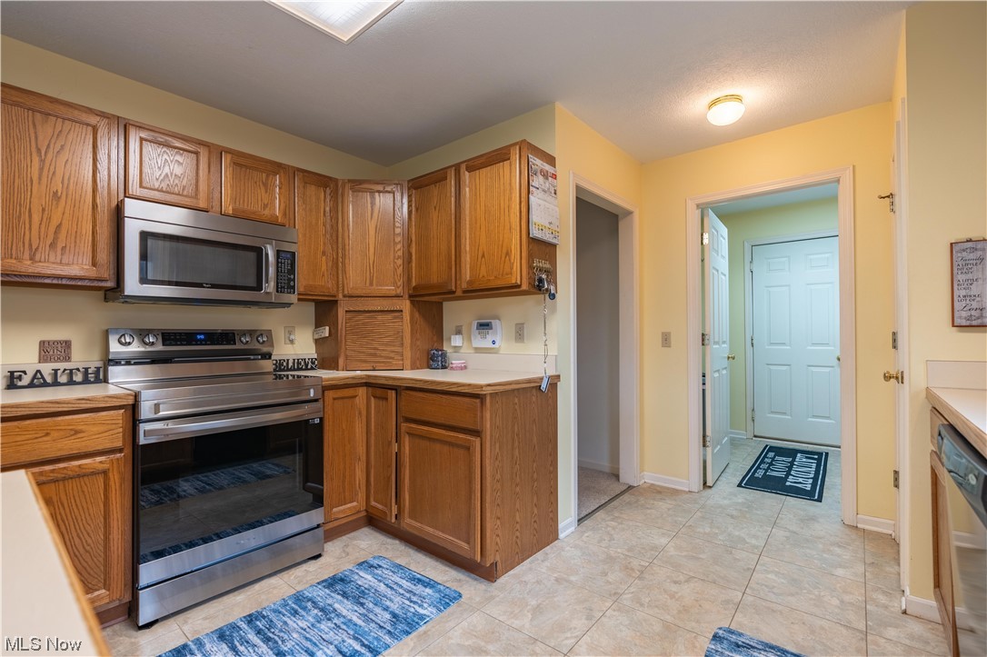 Greens Prestwick Condo - Residential