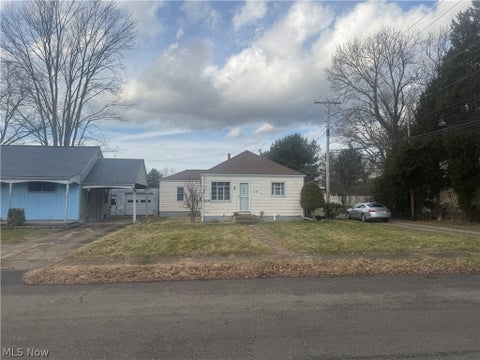 Homes For Sale - 119 23rd Street St<br/> Tuscarawas County, Dover, OH 44622