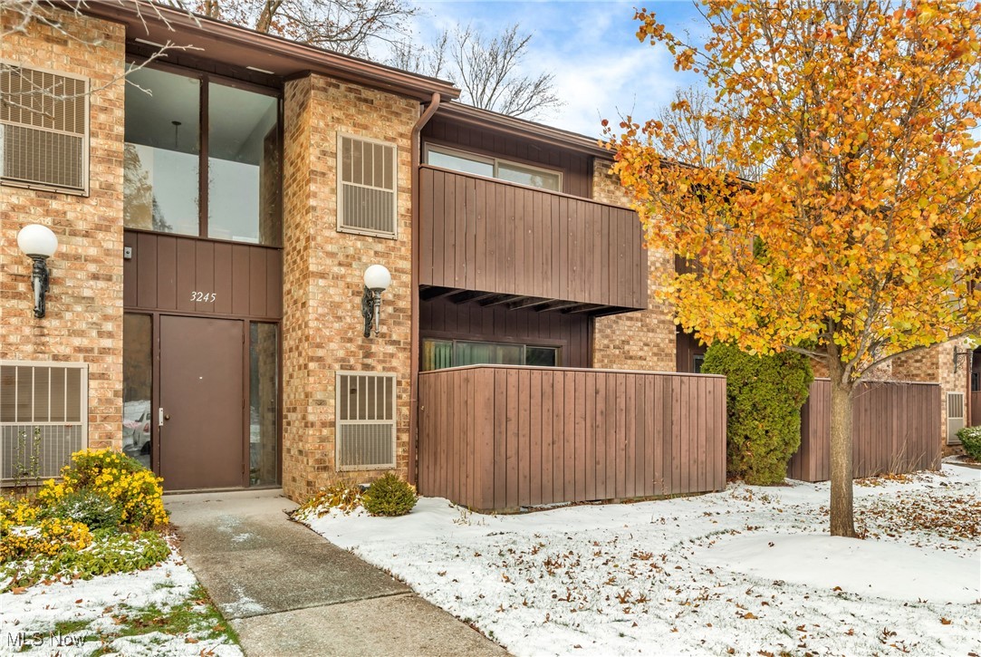 3245 Mayfield Road #12, Cleveland Heights, Ohio image 2