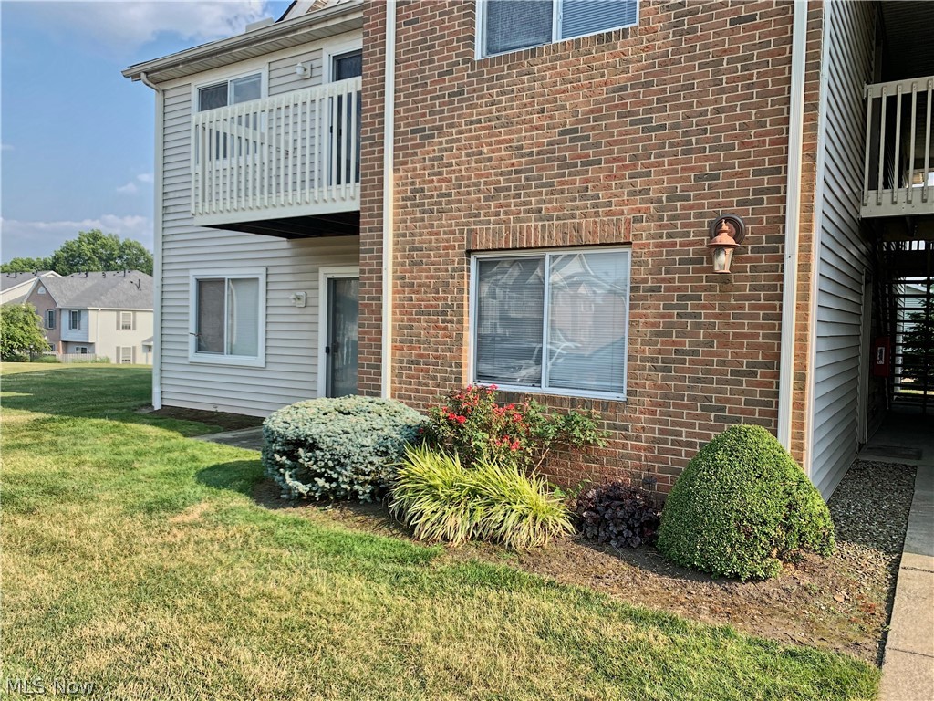 Brookledge Commons Condos - Residential Lease