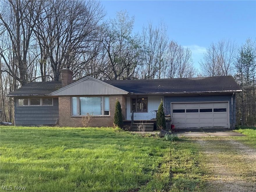 This is an ONLINE ONLY foreclosure sale. There are NO SHOWINGS. Deposit due by wire transfer within 48 upon conclusion. Funding must take place within 30 days of confirmation of sale. 5% Buyer’s Premium shall apply. Subject to postponement and cancellation. Full terms and conditions at online registration.