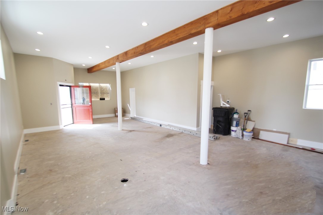 Mary J Lopers - Commercial Sale