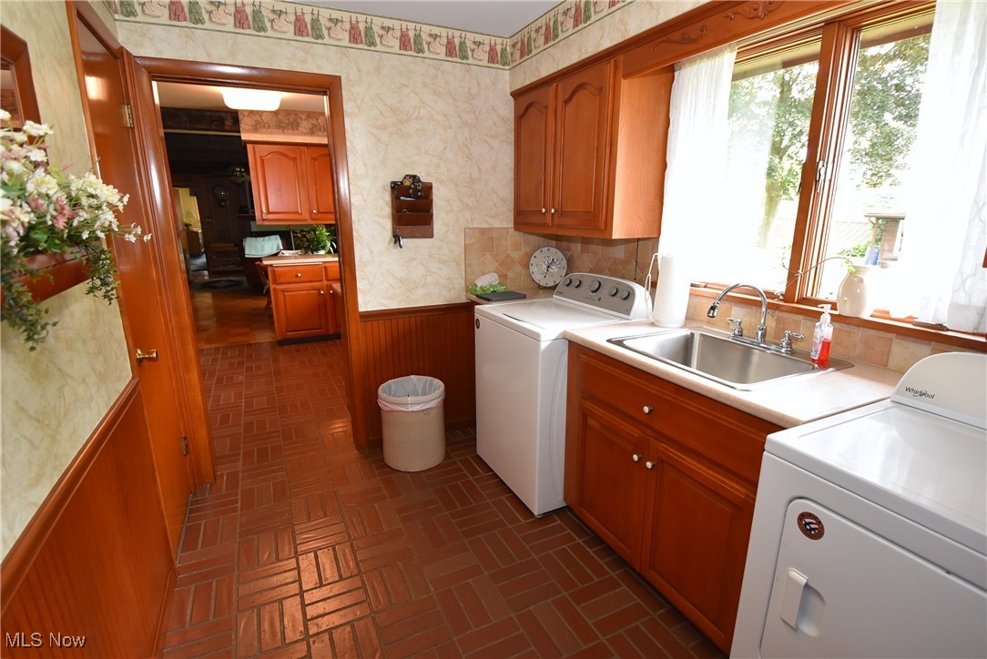 4481 Green Glen Drive, Canfield, Ohio image 7