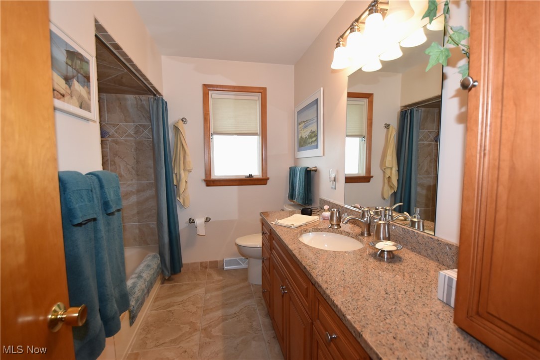 4481 Green Glen Drive, Canfield, Ohio image 19