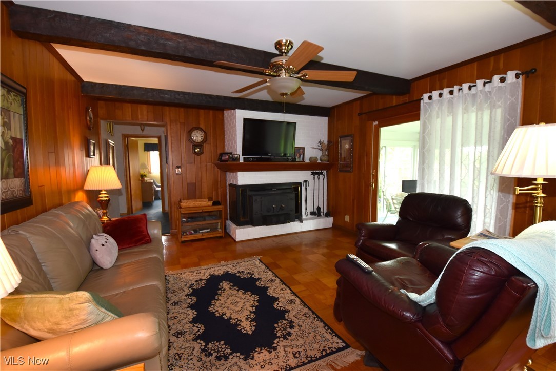 4481 Green Glen Drive, Canfield, Ohio image 9