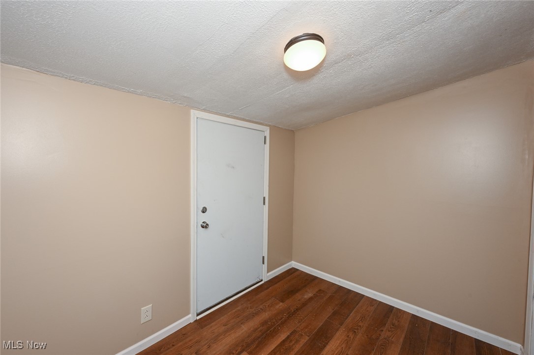 3626 Hazelbrook Street, Massillon, Ohio image 13