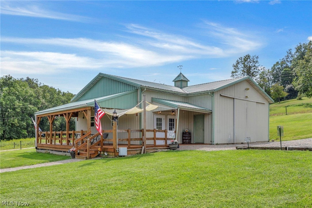9065 Clay Pike