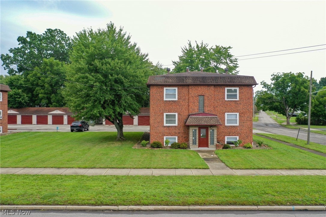 1810 Mahoning Avenue NW