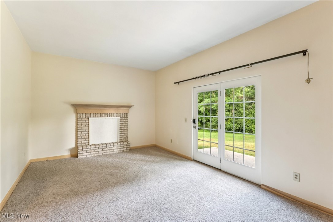 North Portage Path Estates - Residential