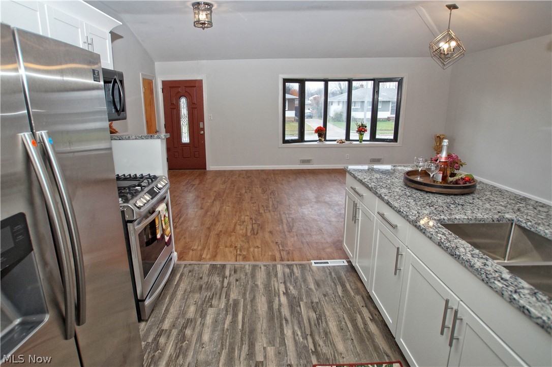 Jonothan 01 - Residential