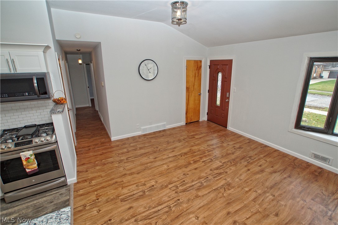 Jonothan 01 - Residential