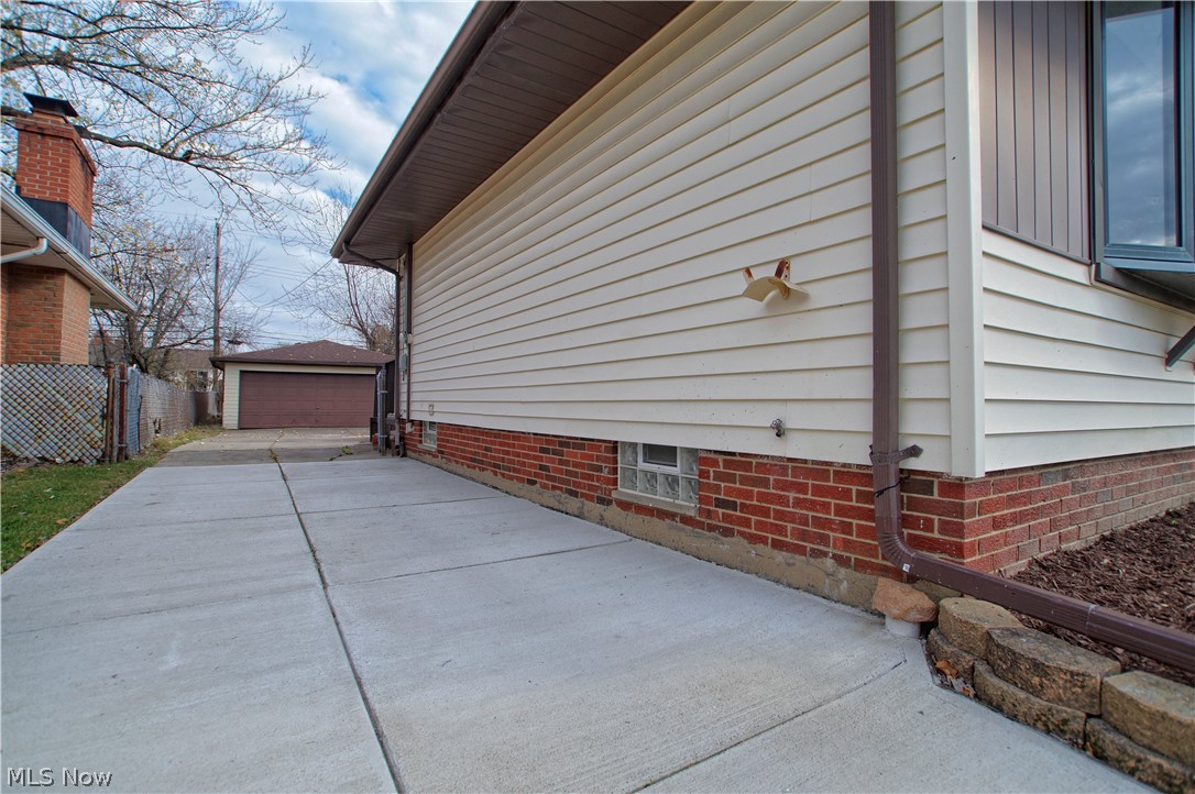 Jonothan 01 - Residential