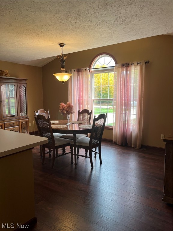 Ravinewood Acres - Residential